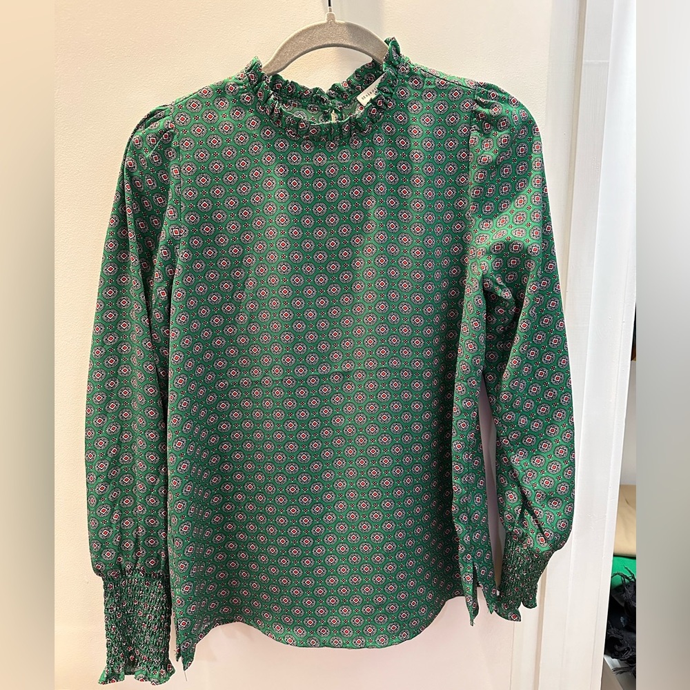 Size Small- Green pattern, long sleeved blouse